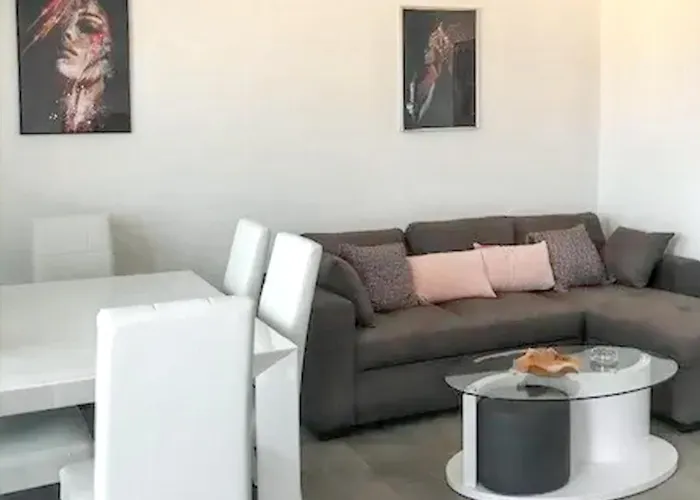 Apartment A Avec Vue Sur La *